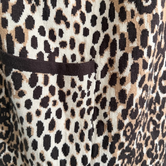 New York & Company Leopard Duster M/L - Picture 5 of 5